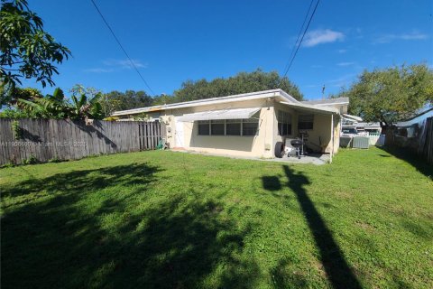 Casa en venta en Cooper City, Florida, 2 dormitorios, 100.98 m2 № 1963228 - foto 17
