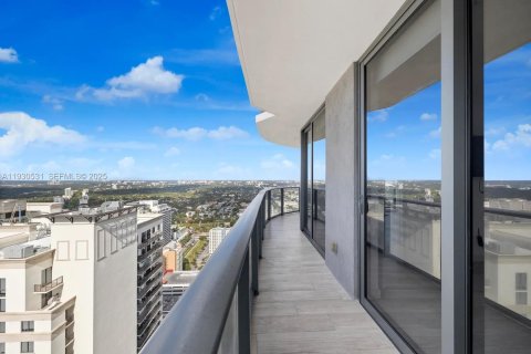 Снять в аренду кондоминиум в Майами, Флорида 2 спальни, 97.83м2, № 1989685 - фото 18