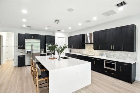 House in Southwest Ranches, Florida 5 bedrooms, 453.27 sq.m. № 1887338 - photo 13