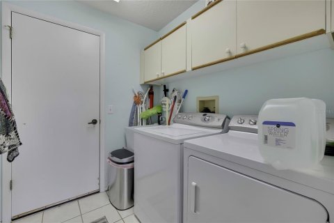 Villa ou maison à vendre à New Port Richey, Floride: 2 chambres, 125.6 m2 № 2141326 - photo 17