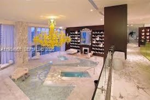 Copropriété à louer à Miami, Floride: 2 chambres, 123.28 m2 № 1993117 - photo 5