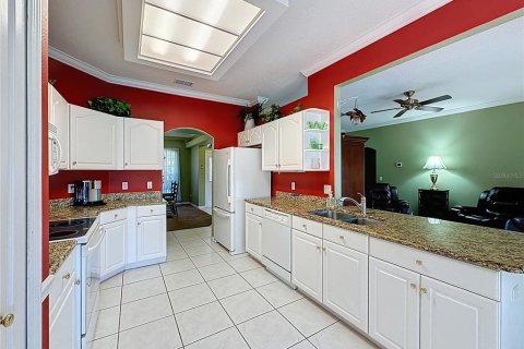 House in Clermont, Florida 3 bedrooms, 169.55 sq.m. № 1810641 - photo 20