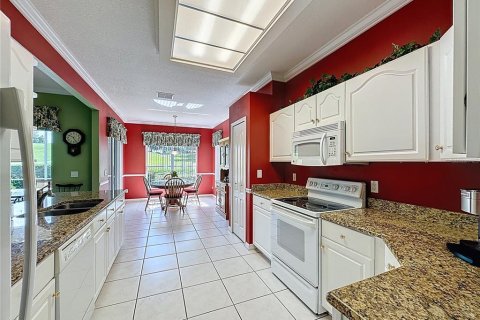 House in Clermont, Florida 3 bedrooms, 169.55 sq.m. № 1810641 - photo 13