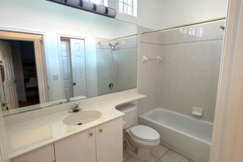 House in Port St. Lucie, Florida 3 bedrooms, 165.74 sq.m. № 2083546 - photo 14