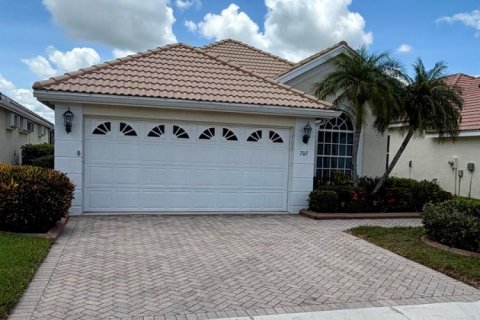 House in Port St. Lucie, Florida 3 bedrooms, 165.74 sq.m. № 2083546