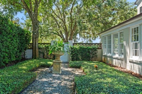 House in Orlando, Florida 5 bedrooms, 724.17 sq.m. № 1873663 - photo 15