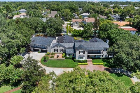 House in Orlando, Florida 5 bedrooms, 724.17 sq.m. № 1873663 - photo 13