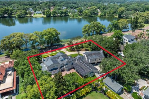 House in Orlando, Florida 5 bedrooms, 724.17 sq.m. № 1873663 - photo 6