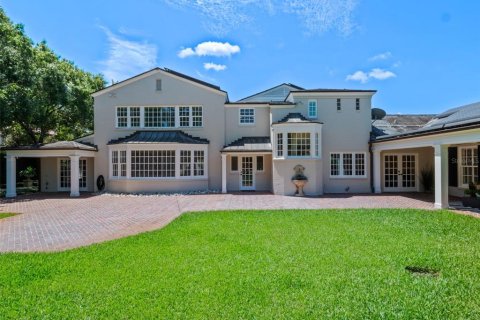 House in Orlando, Florida 5 bedrooms, 724.17 sq.m. № 1873663 - photo 19