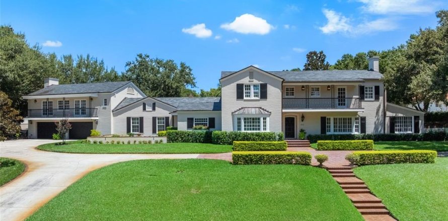 House in Orlando, Florida 5 bedrooms, 724.17 sq.m. № 1873663