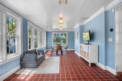 House in Orlando, Florida 5 bedrooms, 724.17 sq.m. № 1873663 - photo 23