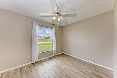 Villa ou maison à vendre à Punta Gorda, Floride: 3 chambres, 99.03 m2 № 1845064 - photo 24