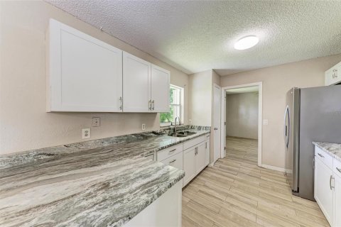 Villa ou maison à vendre à Punta Gorda, Floride: 3 chambres, 99.03 m2 № 1845064 - photo 12