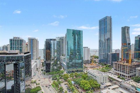 Condominio en alquiler en Miami, Florida, 2 dormitorios, 95.04 m2 № 2035985 - foto 27