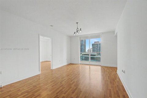 Condominio en alquiler en Miami, Florida, 2 dormitorios, 95.04 m2 № 2035985 - foto 18