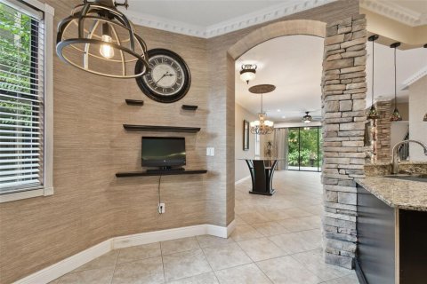 Townhouse in Seminole, Florida 4 bedrooms, 248.05 sq.m. № 1832994 - photo 16
