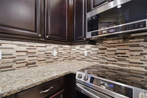 Townhouse in Seminole, Florida 4 bedrooms, 248.05 sq.m. № 1832994 - photo 23