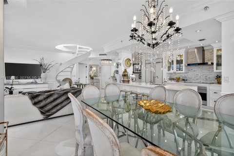 Condo in Aventura, Florida, 3 bedrooms  № 1995693 - photo 20