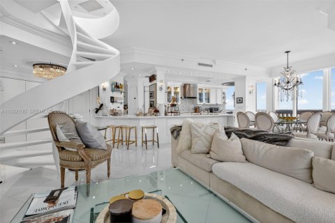 Condo in Aventura, Florida, 3 bedrooms  № 1995693 - photo 2