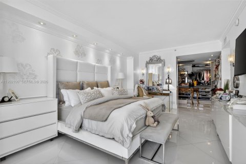 Condo in Aventura, Florida, 3 bedrooms  № 1995693 - photo 25