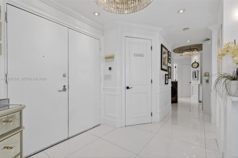 Condo in Aventura, Florida, 3 bedrooms  № 1995693 - photo 5