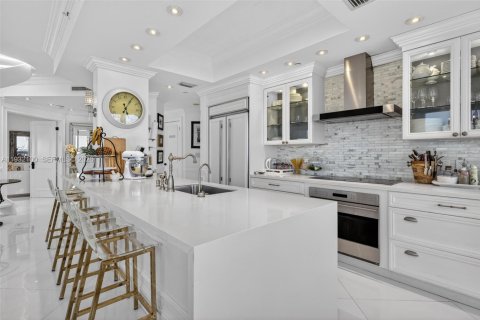 Condo in Aventura, Florida, 3 bedrooms  № 1995693 - photo 15