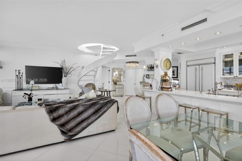 Condo in Aventura, Florida, 3 bedrooms  № 1995693 - photo 21