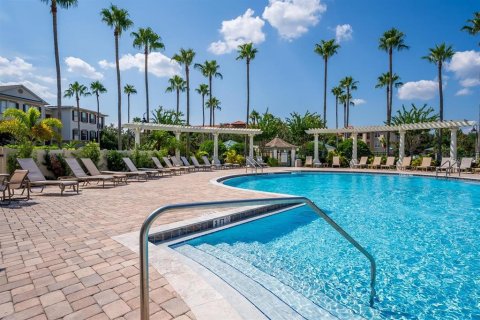 Townhouse in Windermere, Florida 3 bedrooms, 126.63 sq.m. № 1675517 - photo 16