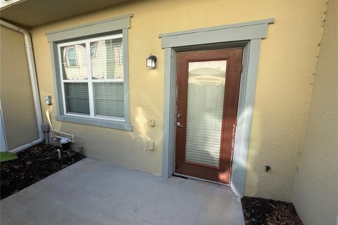 Townhouse in Windermere, Florida 3 bedrooms, 126.63 sq.m. № 1675517 - photo 9
