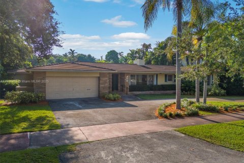Casa en Coral Gables, Florida 3 dormitorios, 267.37 m2 № 2016595