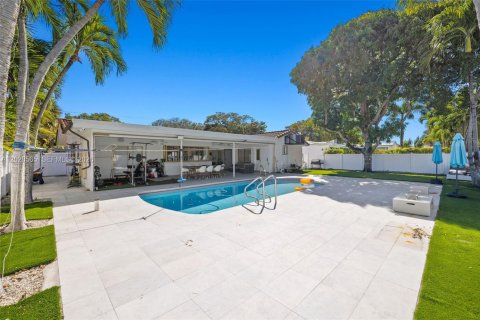 Villa ou maison à vendre à Hollywood, Floride: 4 chambres, 178.28 m2 № 2087858 - photo 14