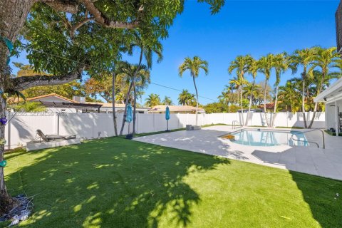 Villa ou maison à vendre à Hollywood, Floride: 4 chambres, 178.28 m2 № 2087858 - photo 16