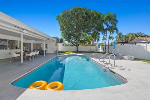 Villa ou maison à vendre à Hollywood, Floride: 4 chambres, 178.28 m2 № 2087858 - photo 10