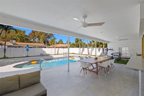 Villa ou maison à vendre à Hollywood, Floride: 4 chambres, 178.28 m2 № 2087858 - photo 13