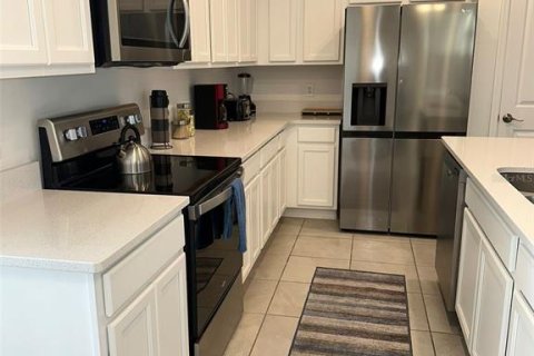 Townhouse in Davenport, Florida 3 bedrooms, 150.87 sq.m. № 2205516 - photo 6