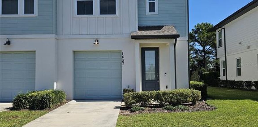 Townhouse in Davenport, Florida 3 bedrooms, 150.87 sq.m. № 2205516