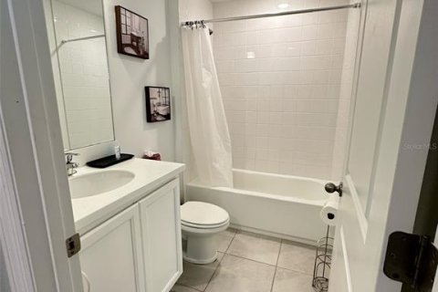 Townhouse in Davenport, Florida 3 bedrooms, 150.87 sq.m. № 2205516 - photo 20