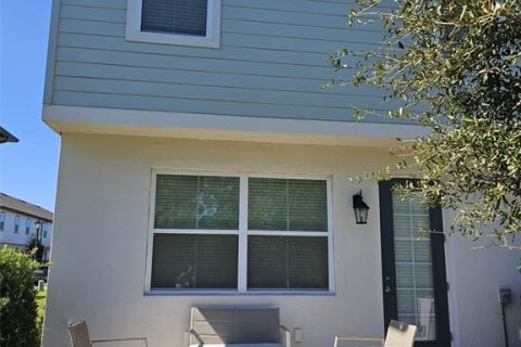 Townhouse in Davenport, Florida 3 bedrooms, 150.87 sq.m. № 2205516 - photo 2