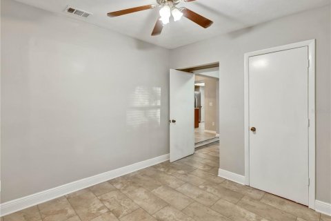 Villa ou maison à louer à Orlando, Floride: 3 chambres, 152.73 m2 № 2418937 - photo 17