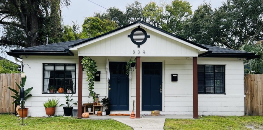 Duplex in Jacksonville, Florida 2 bedrooms, 123.84 sq.m. № 774287
