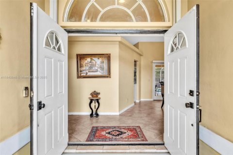 House in Royal Palm Beach, Florida 4 bedrooms, 198.16 sq.m. № 1872226 - photo 4
