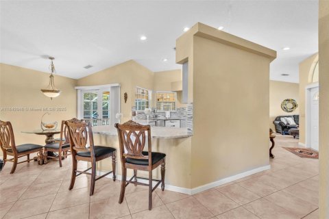 House in Royal Palm Beach, Florida 4 bedrooms, 198.16 sq.m. № 1872226 - photo 29