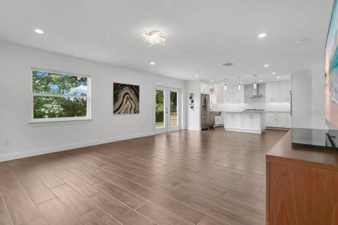 Casa en venta en Winter Garden, Florida, 3 dormitorios, 159.98 m2 № 1914926 - foto 6