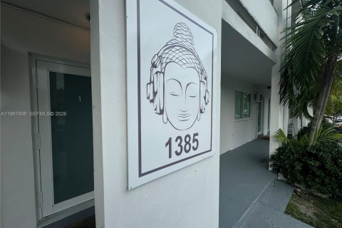 Квартира в Майами-Шорс, Флорида 1 спальня, 92.9м2 № 2028655