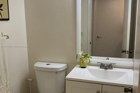 Купить кондоминиум в Пемброк-Пайнс, Флорида 2 спальни, 88.54м2, № 2032147 - фото 10