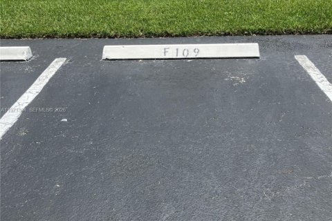 Купить кондоминиум в Пемброк-Пайнс, Флорида 2 спальни, 88.54м2, № 2032147 - фото 17