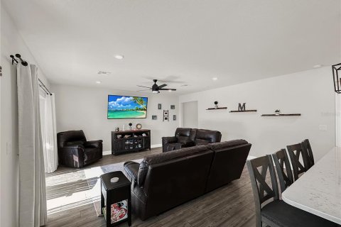 Casa en venta en Parrish, Florida, 5 dormitorios, 243.59 m2 № 1567477 - foto 6