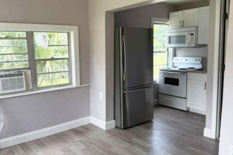 Apartment in Vero Beach, Florida 2 bedrooms, 41.81 sq.m. № 2250136 - photo 6