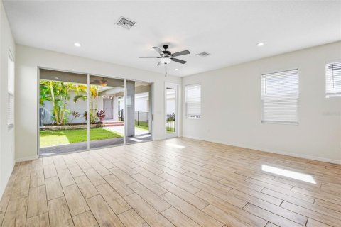 Casa en venta en Apollo Beach, Florida, 4 dormitorios, 203.08 m2 № 2386539 - foto 14