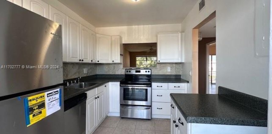 Condo in Hollywood, Florida, 1 bedroom  № 1702758
